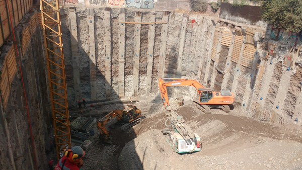 Proyecto de Entibación de excavación para 6 niveles de subterráneo (Edificio Paseo Vial San Miguel - Año 2017)